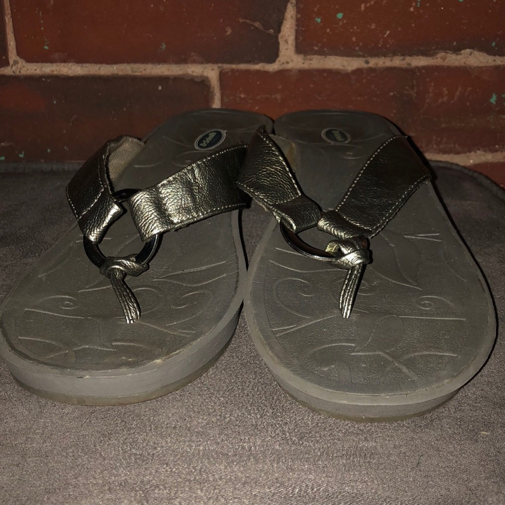 Dr. Scholl’s Flip Flops!